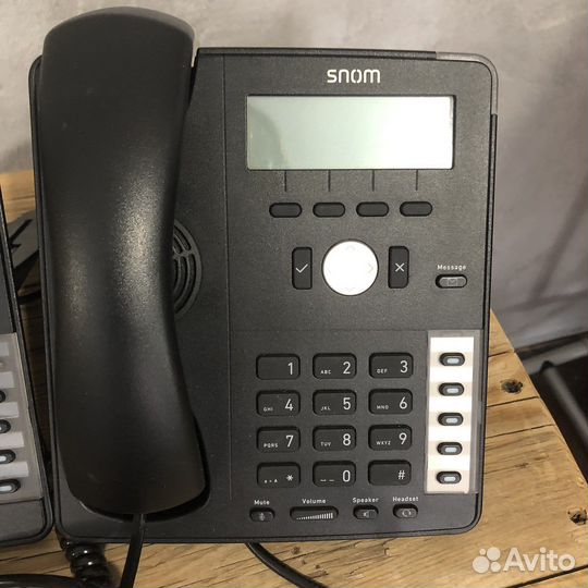 Телефон Snom D715