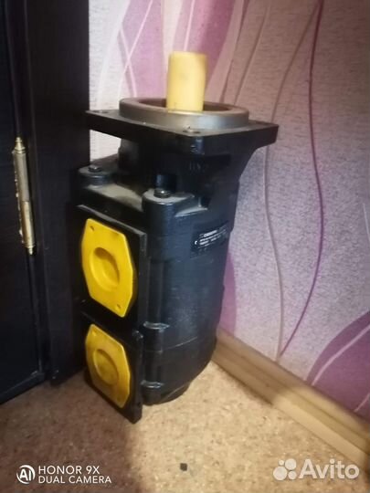 Гидравлический насос new holland