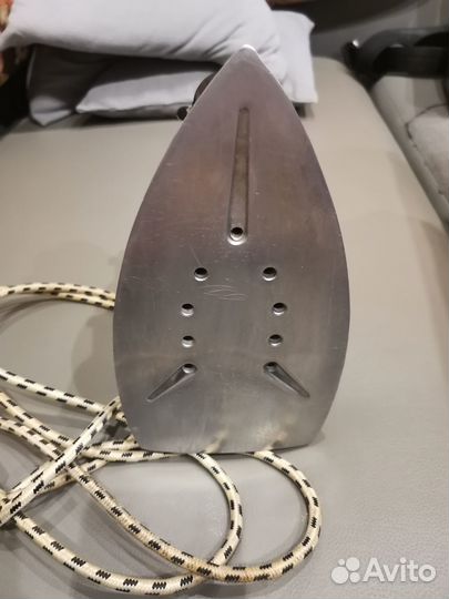 Утюг утп 1000 Вт