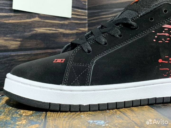 Мужские кроссовки DC Shoes Court Graffik Дутыши