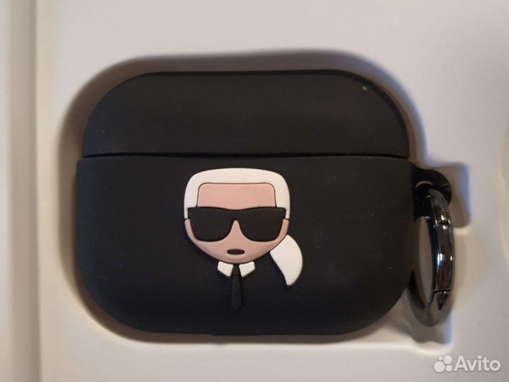 Футляр для наушников Pro