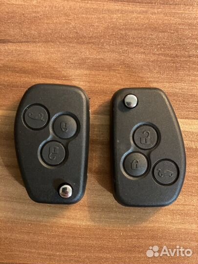 Ключ выкидной Рено Лада 3 кнопки