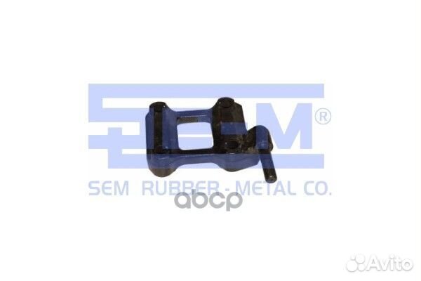 Площадка рессоры правая (с пальцем под аморт) 1