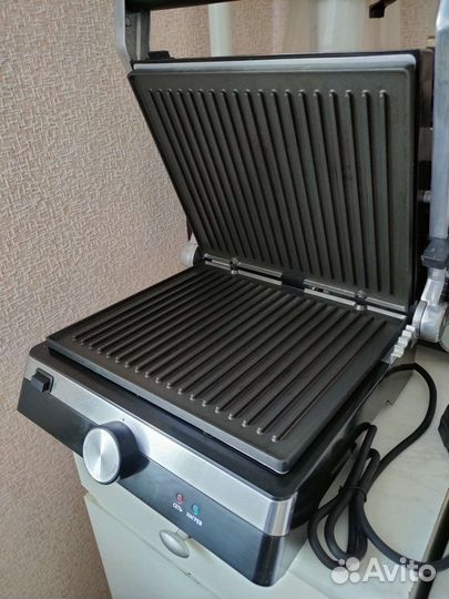 Электрогриль Polaris PGP 1902