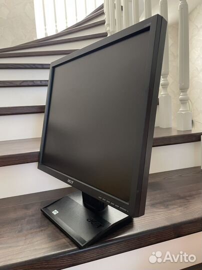 Монитор Acer 19“