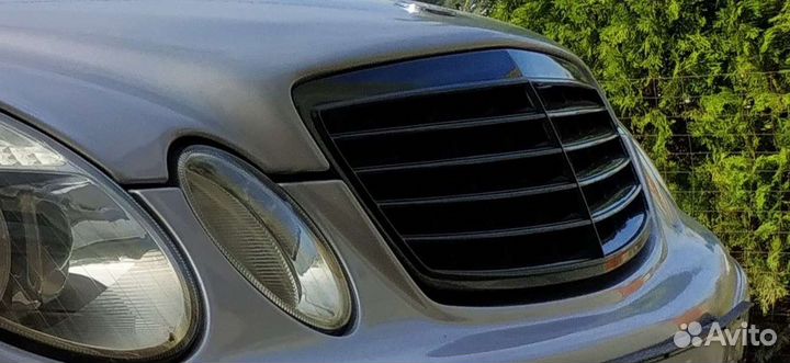 Решетка радиатора mercedes w211