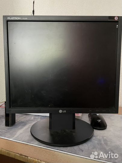 Монитор LG Flatron L1751SQ TFT LCD 17