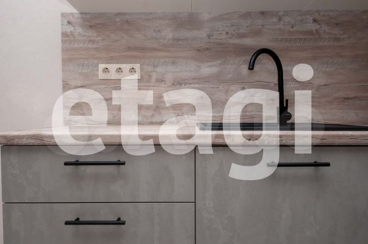 2-к. квартира, 44,2 м², 2/5 эт.