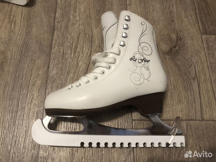 Коньки фигурные 37 размер натуральная кожа