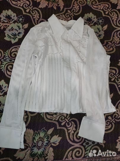 Белые школьные рубашки