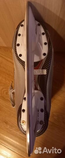 Хоккейные коньки bauer lightspeed2