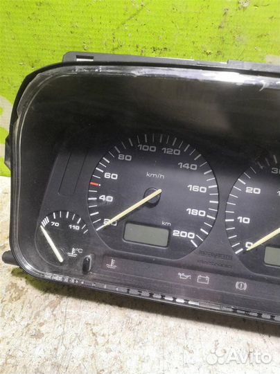 Панель приборов Фольксваген Гольф 3 Венто