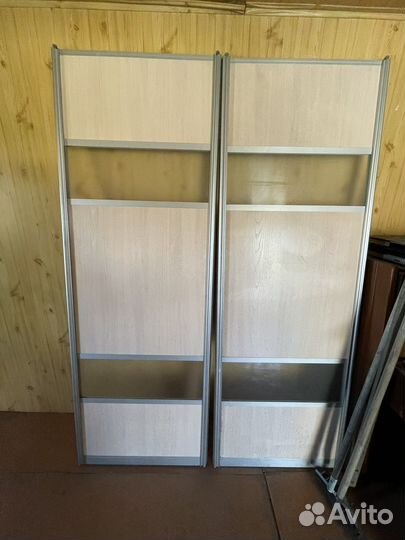 Дверь купе без направляющих