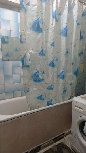 Комната 44 м² в 2-к., 2/4 эт.