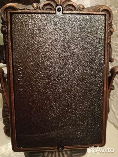 Старинное бронзовое зеркало и др