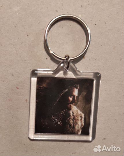 Торин Дубощит ручка и закладка