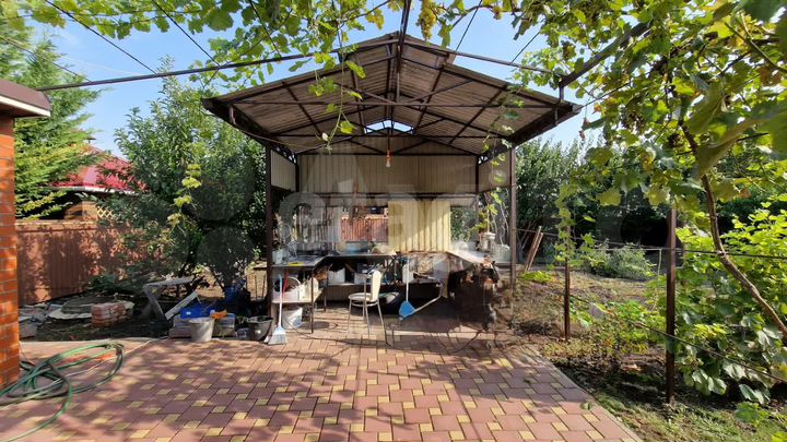 Дом 165,4 м² на участке 8 сот.