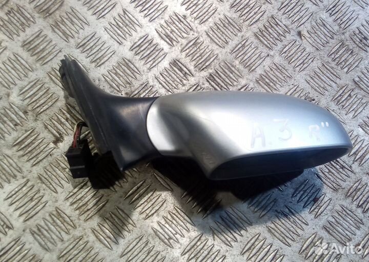 Зеркало правое электрическое на Ауди А3