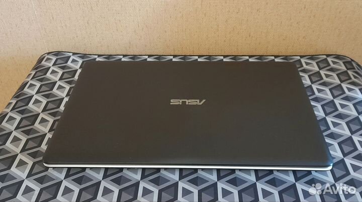 Ноутбук asus K750JA