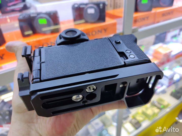 Клетка L-plate Fittest для Fujifilm X-S10