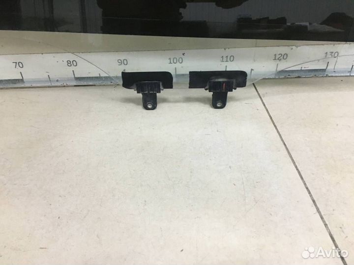 Стекло двери задней правой Kia Rio 4 FB 2017