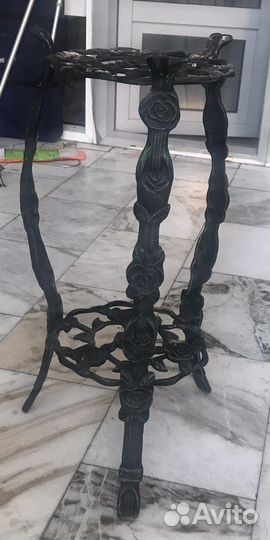 Подставки чугунные под цветы