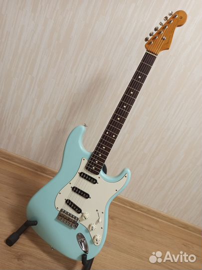 Электрогитара стратокастер Fender/Göldo