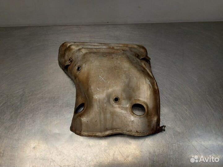 Кожух выпускного коллектора Mitsubishi Outlander