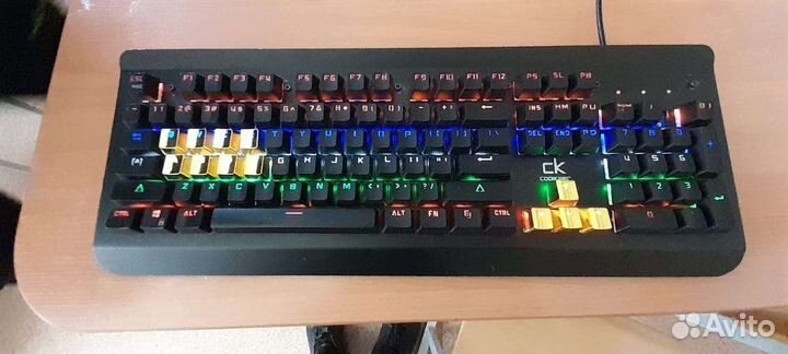 Игровая механическая клавиатура