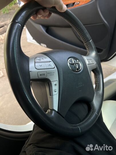 Руль на toyota camry 40