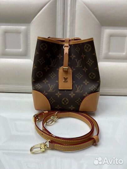 Сумка Louis Vuitton