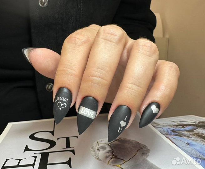 Маникюр, педикюр