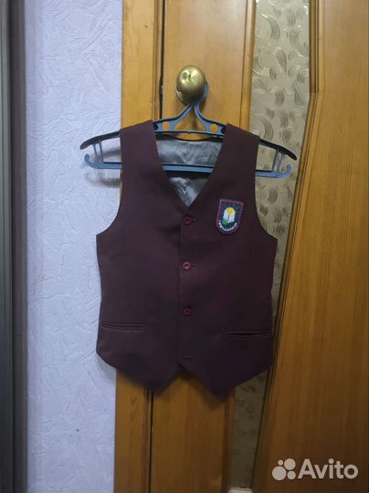Школьная жилетка для мальчика