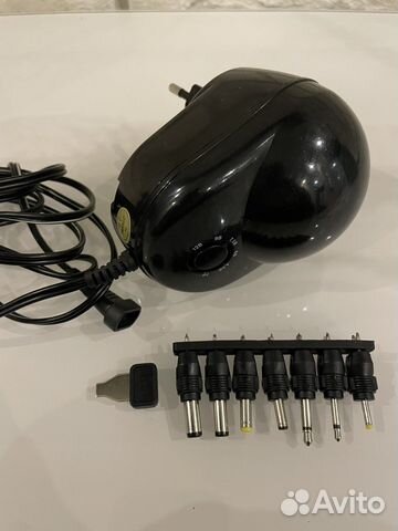 Блок питания 3-12 v с комплектом штекеров