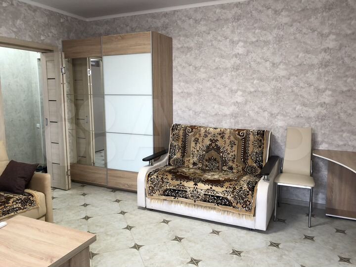 1-к. квартира, 43 м², 3/7 эт.