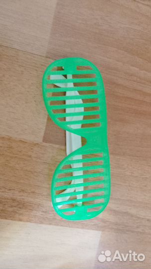 Очки зеленые пластик