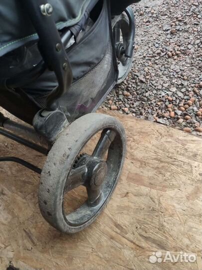 Коляска для двойни