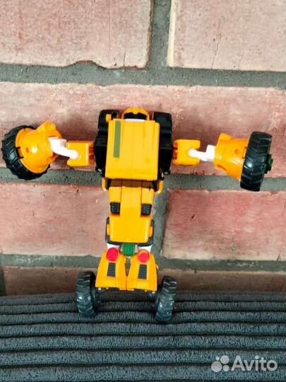 Трансформер young toys Tobot Mini