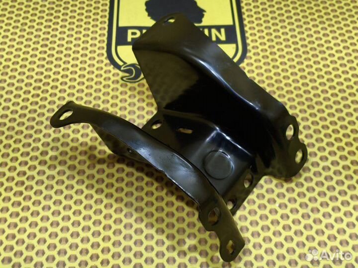 Опора спинки сидения задняя Renault Koleos HY0 2TR