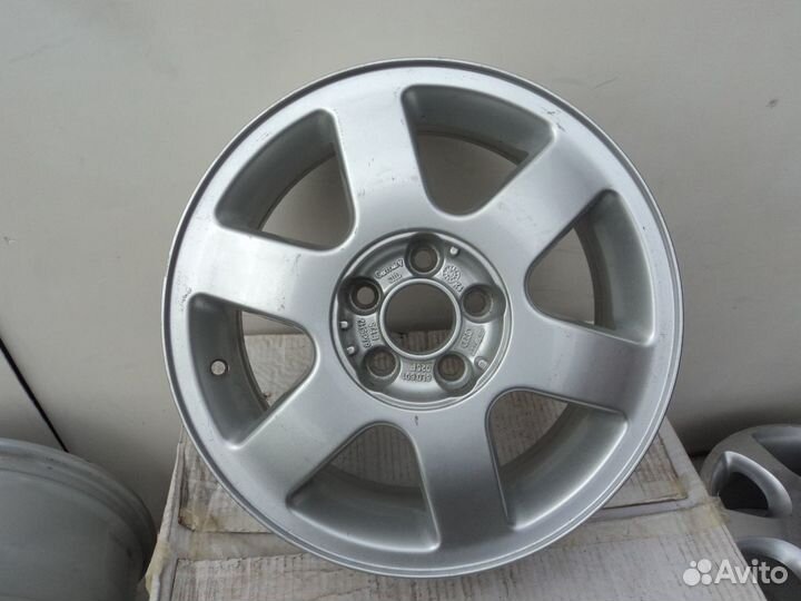 Диск литой Audi A3 6Jx15H2