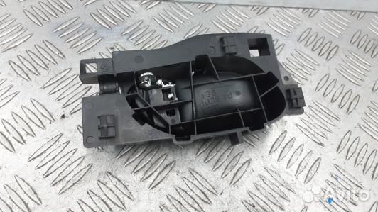 Ручка внутренняя передняя левая peugeot 407 (BSE12