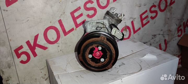 Компрессор кондиционера Opel Astra h 1,8