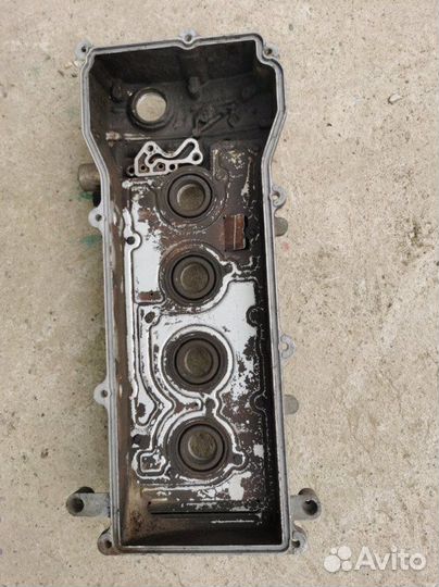 Крышка клапанов Nissan March AK12 CR12