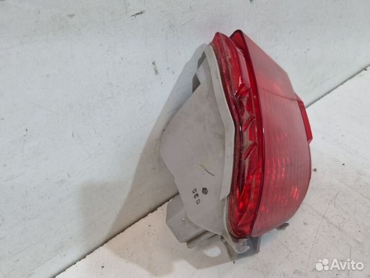 Фонарь противотуманный задний левый Toyota Land