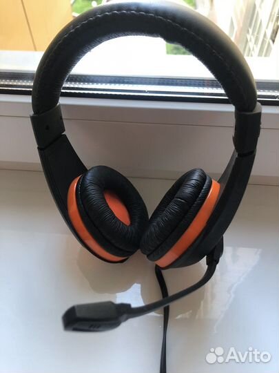Игровые наушники с микрофоном