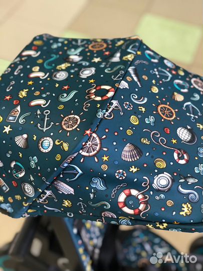 Трехколесный велосипед с ручкой Pituso