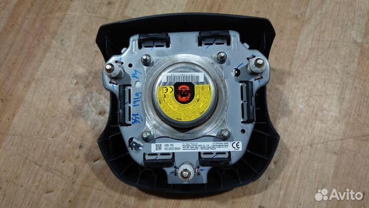 Б/У Б/У Подушка безопасности руля G8 toyota Hilux