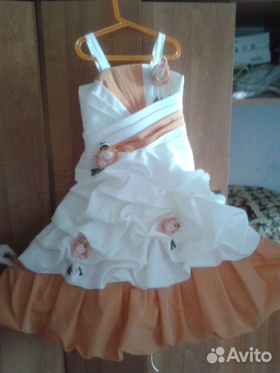 Продаются Платья