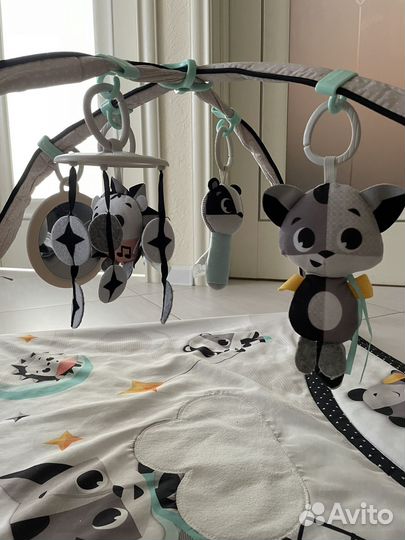 Развивающий коврик tiny love