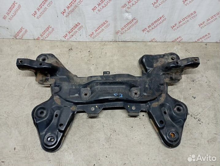 Подрамник двигателя передний Citroen C3 5F01 EP6